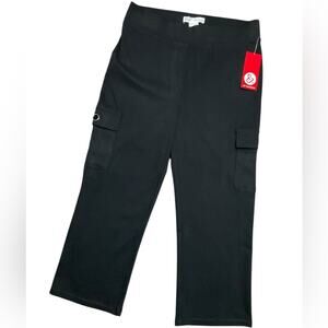 89th & Madison Women's Crop Cargo Pants Black Straight Leg Size Medium NWT